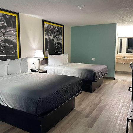 Super 8 By Wyndham Kannapolis Εξωτερικό φωτογραφία