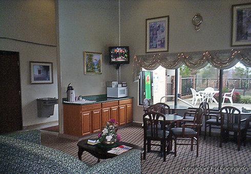 Super 8 By Wyndham Kannapolis Εξωτερικό φωτογραφία
