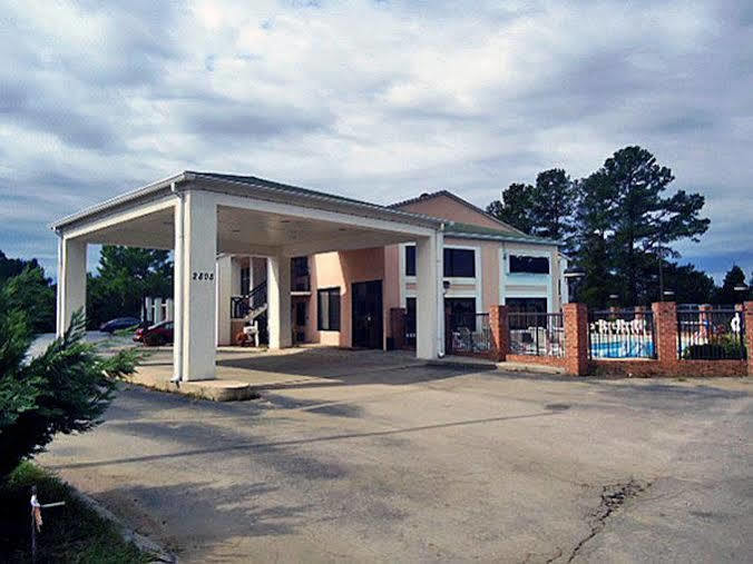 Super 8 By Wyndham Kannapolis Εξωτερικό φωτογραφία