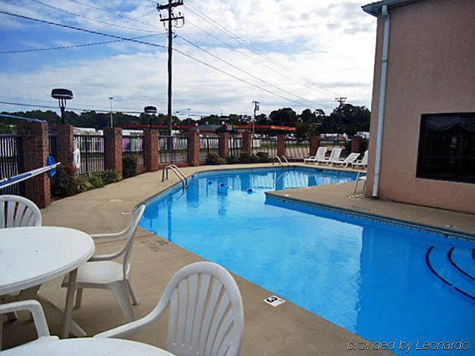 Super 8 By Wyndham Kannapolis Εξωτερικό φωτογραφία